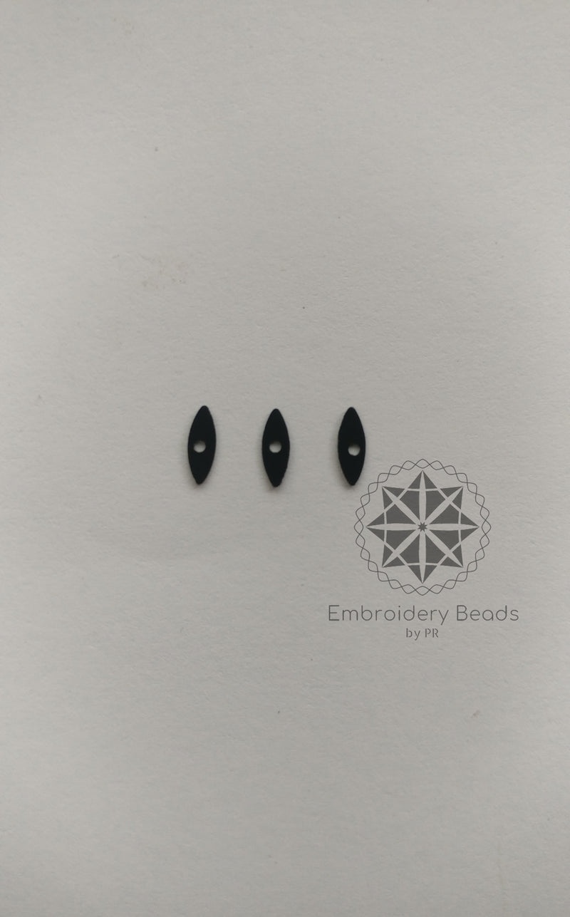 Eye Shape Sequins Black