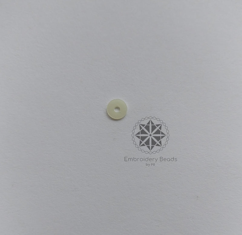 Round Sequins Off White