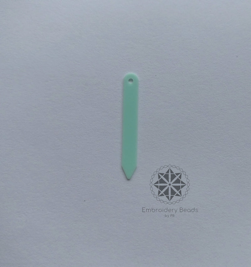 Pointed Arrow Sequins Mint