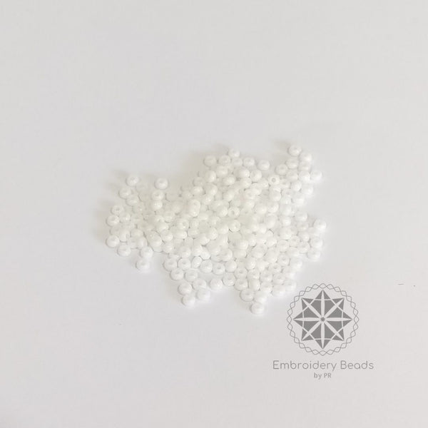 Seed Beads / Poat White 0.11mm