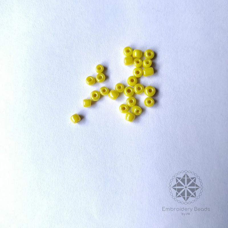 Seed Beads / Poat Yellow 2mm