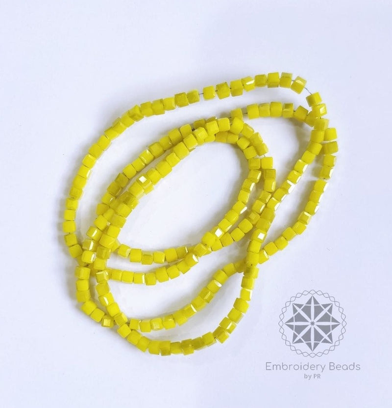 Cube Beads Bright Yellow